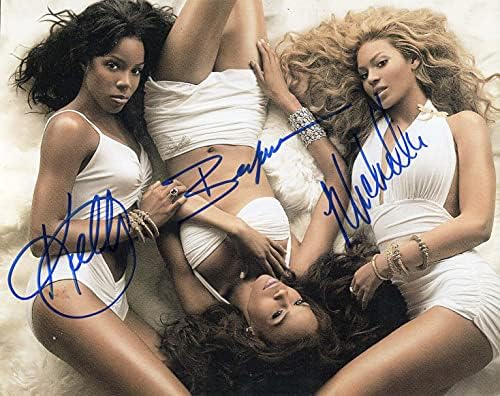 Destiny's Child R & B imzaları, imzalı grup fotoğrafı